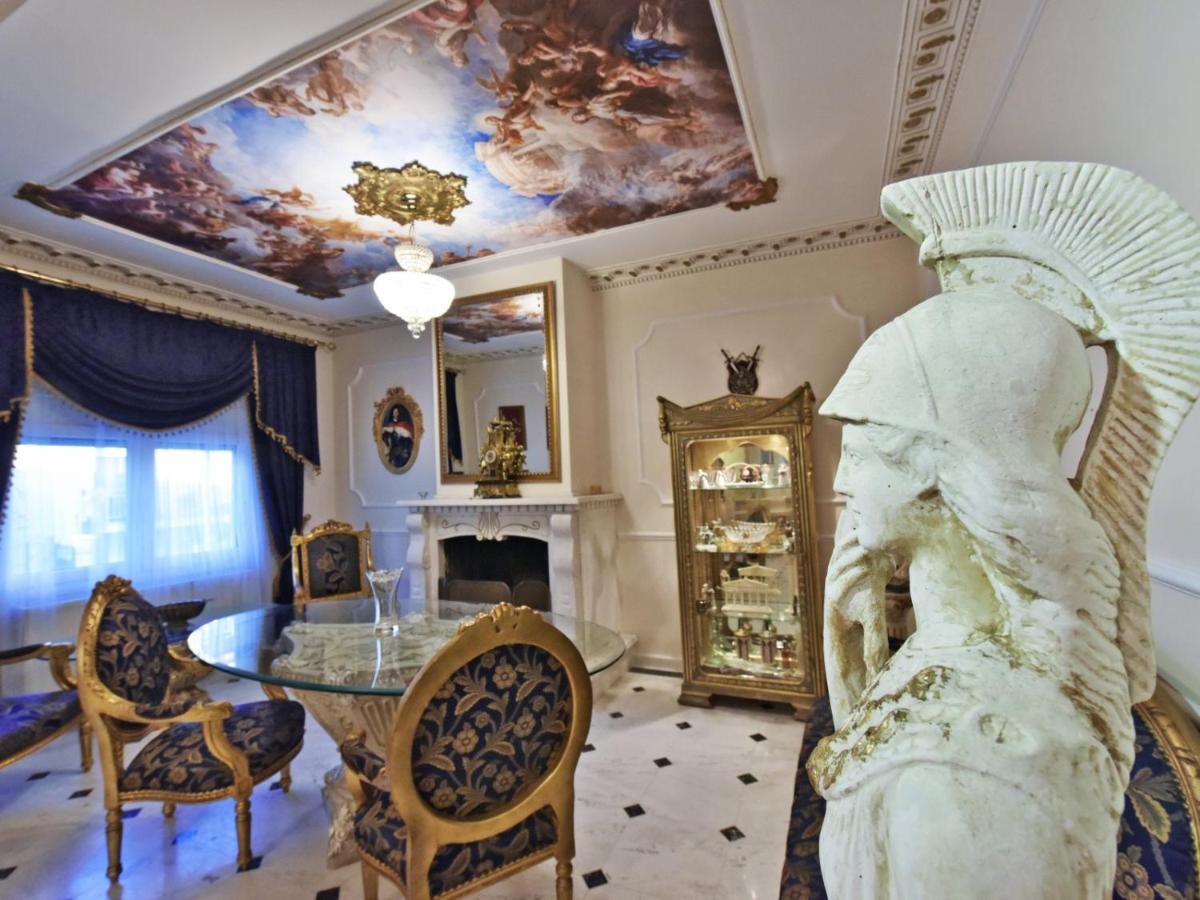 Royal House Apartment Неа Мудания Екстериор снимка
