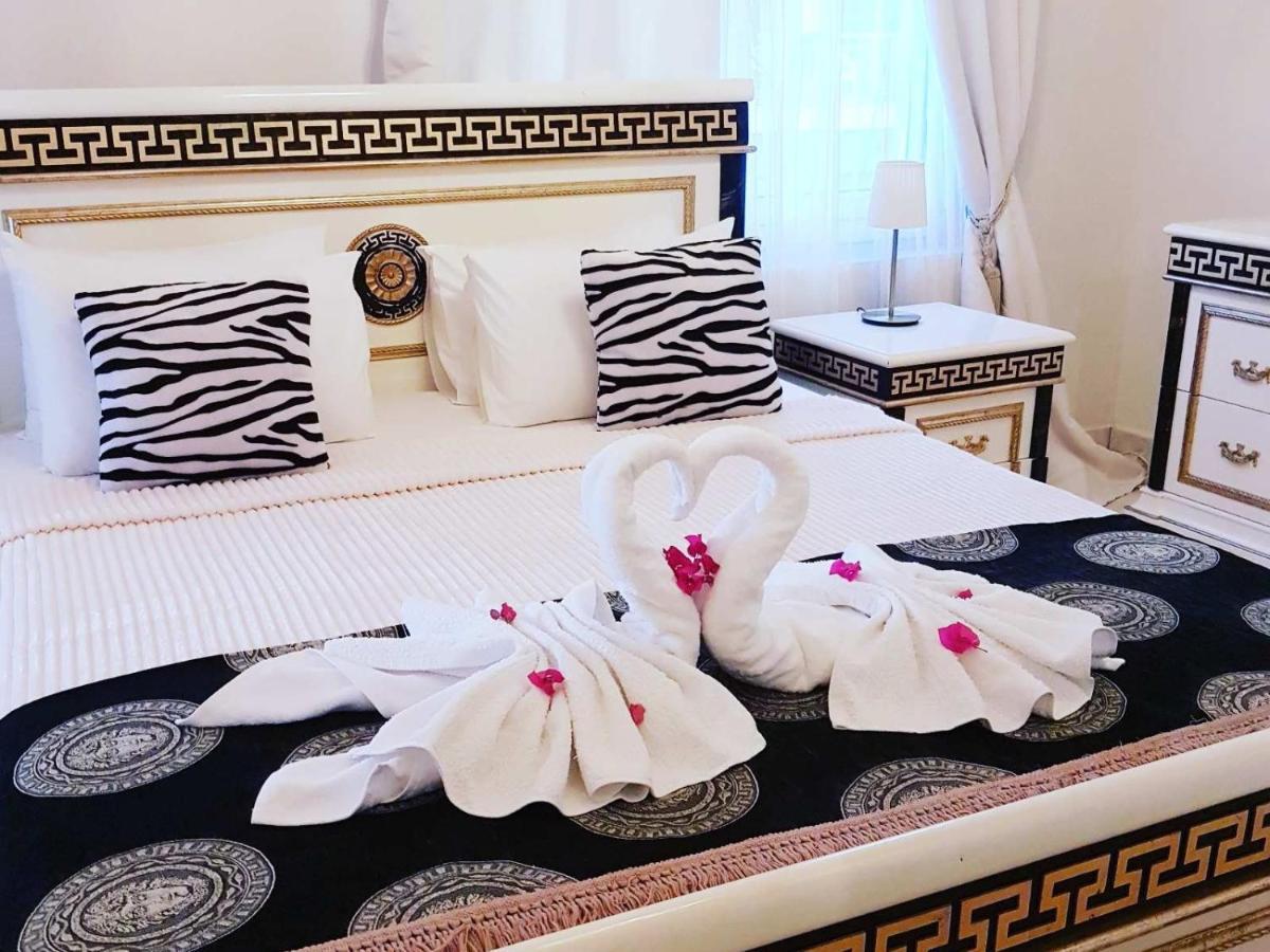 Royal House Apartment Неа Мудания Екстериор снимка