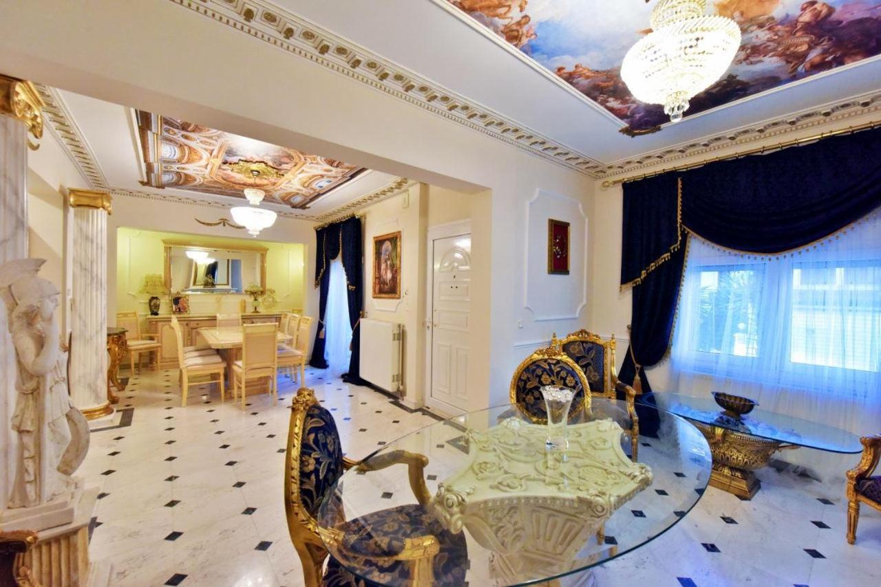 Royal House Apartment Неа Мудания Екстериор снимка