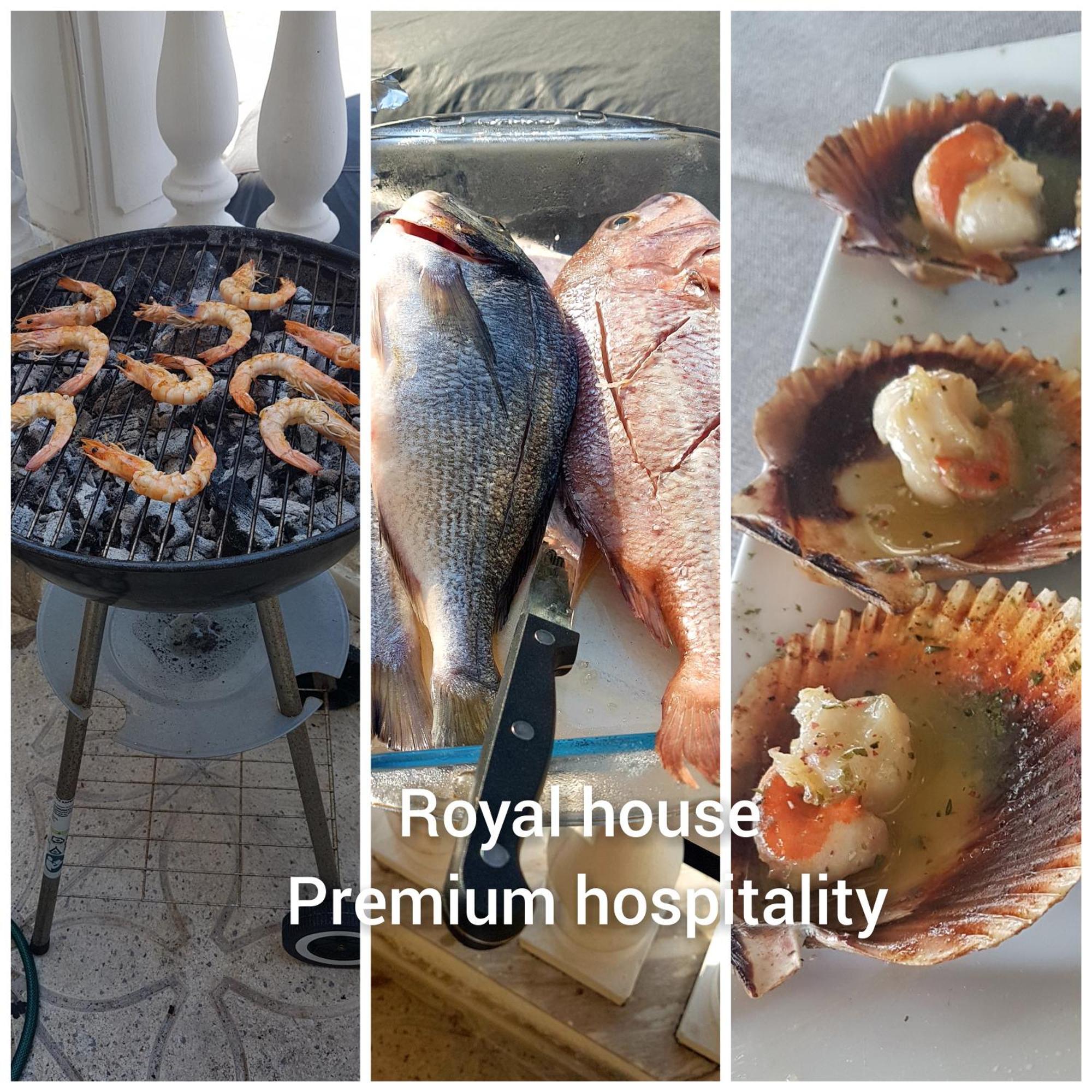 Royal House Apartment Неа Мудания Екстериор снимка