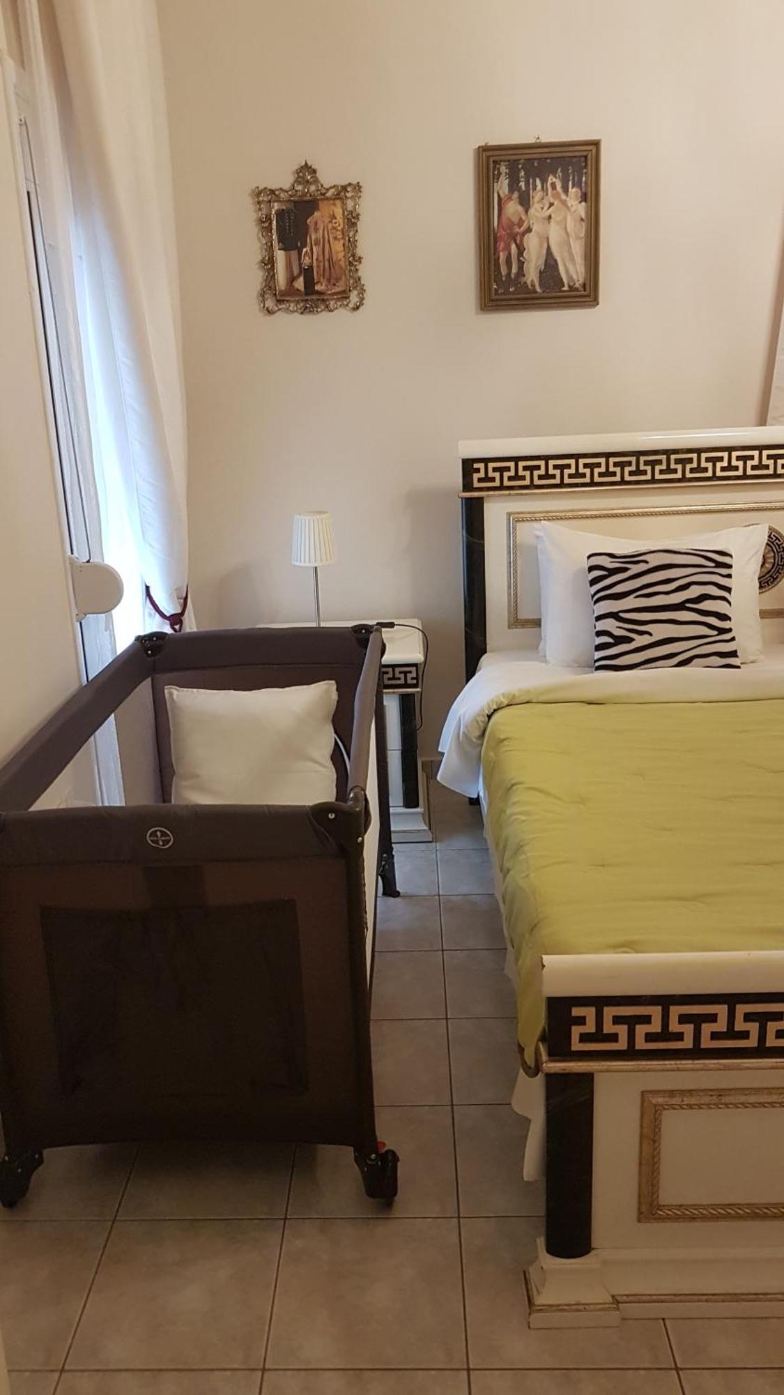 Royal House Apartment Неа Мудания Екстериор снимка